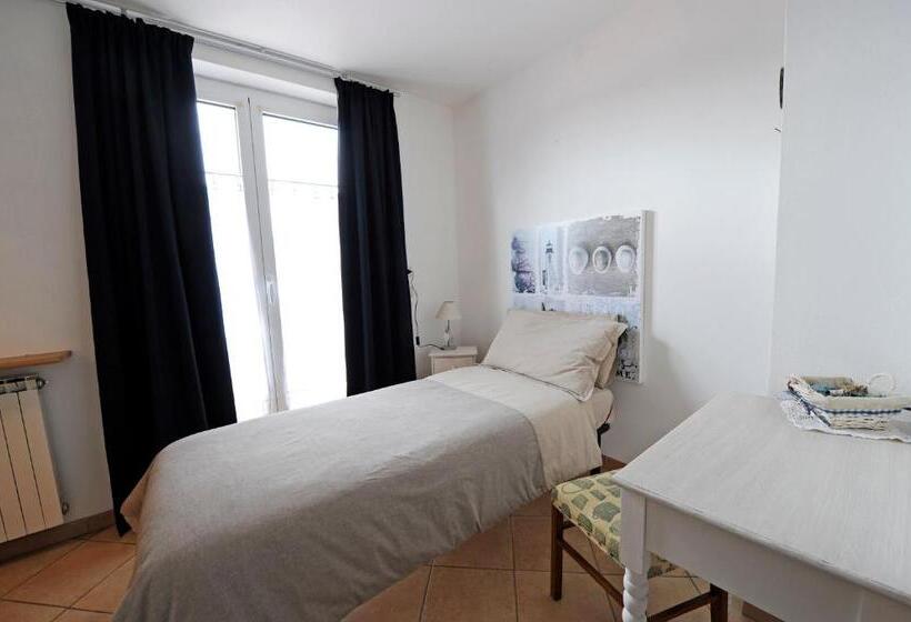 اتاق استاندارد یک نفره, B&b L Ormeggio