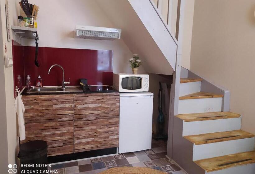 اتاق استاندارد, Couette Et Tartine