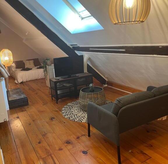 استودیوی استاندارد, Couette Et Tartine