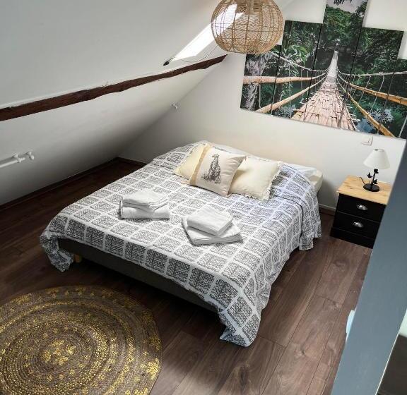 استودیوی استاندارد, Couette Et Tartine
