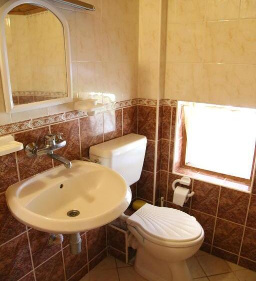 Четырехместный Номер Стандарт, Popov Guest House