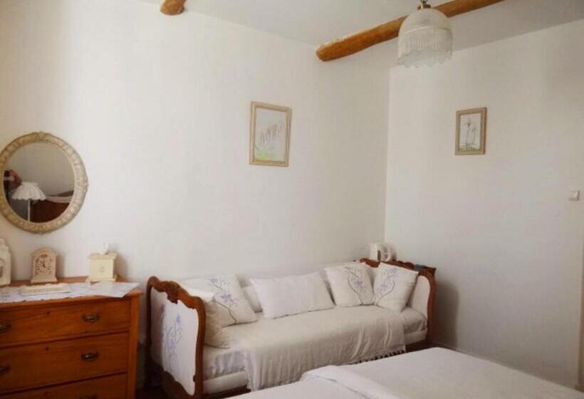 Standard room with outdoor bath, Chez Providence Chambres Et Table D Hôtes