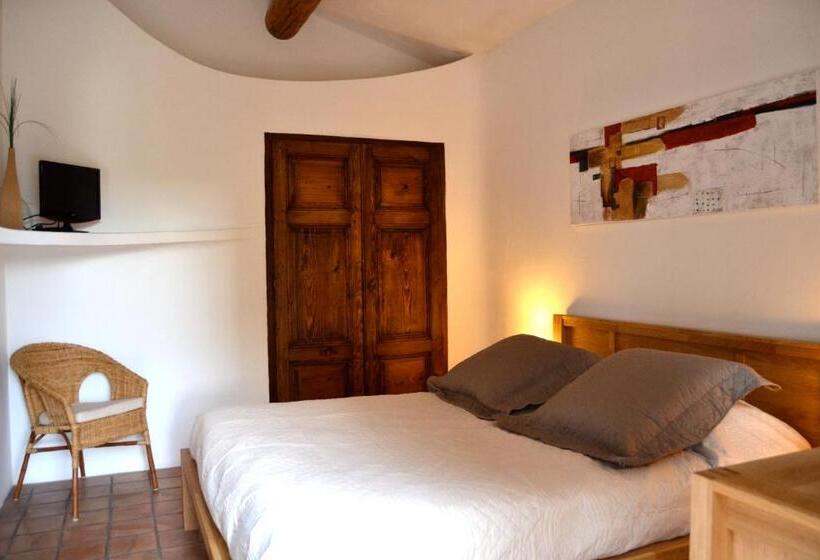 Номер Стандарт, Auberge D Anais