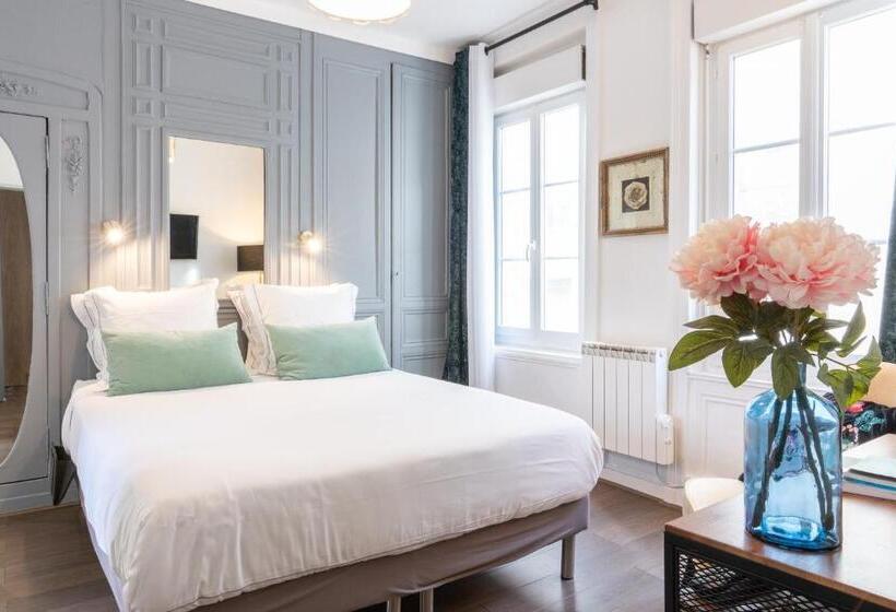 Prestige Studio, Townhouse Trouville   Appart Hotel & Studios