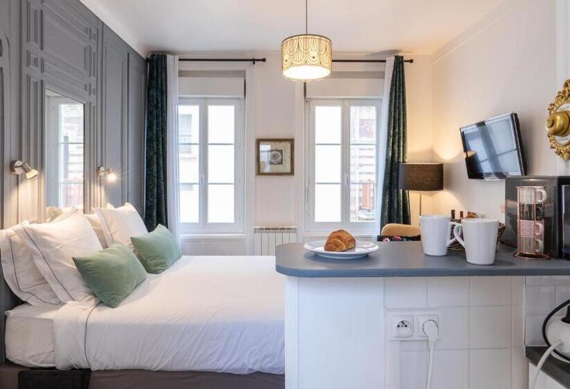 Prestige Studio, Townhouse Trouville   Appart Hotel & Studios