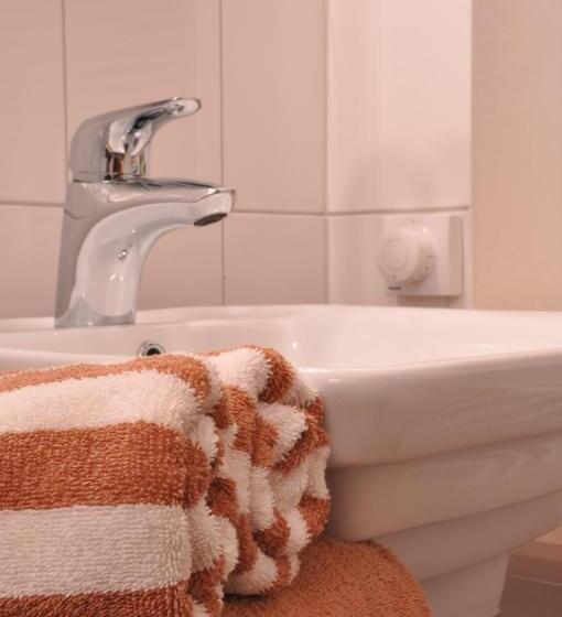 اتاق استاندارد, Buten Diek Hotel Restaurant Gmbh &