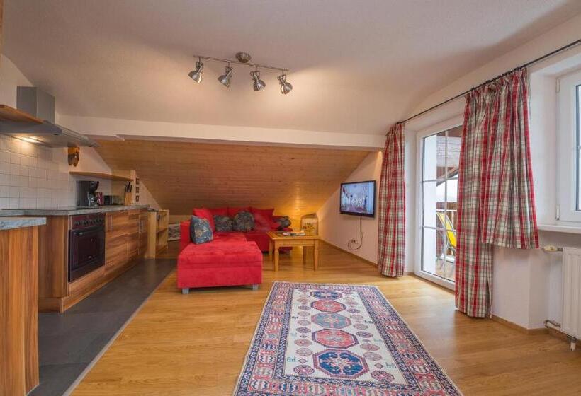 Апартаменты 2 Спальни, Landhaus Charlotte Apartments Tirol