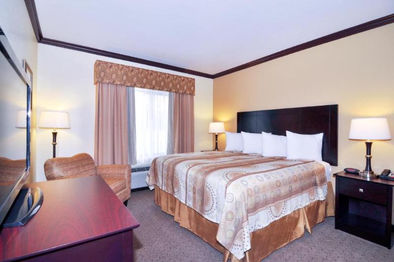 Номер Стандарт Адаптированный для Инвалидов, Best Western Plus Royal Mountain Inn & Suites