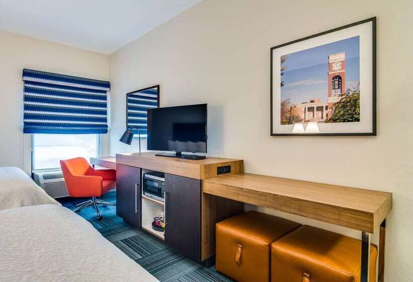 장애인을 위한 스탠다드 룸, Doubletree By Hilton Monroe Township Cranbury