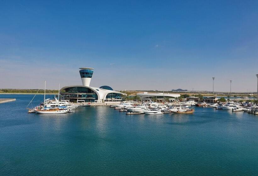 Номер Стандартный с Видом, W Abu Dhabi  Yas Island