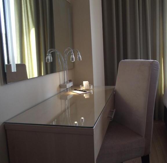 سوییت, Crystal Suites