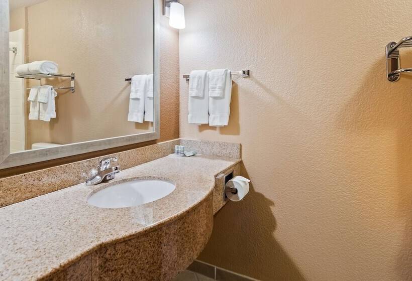 Президентский Люкс, Best Western Granbury Inn & Suites