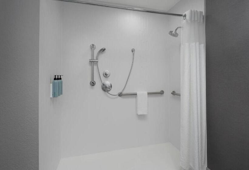 Люкс Кровать Кинг, Courtyard Tampa Oldsmar