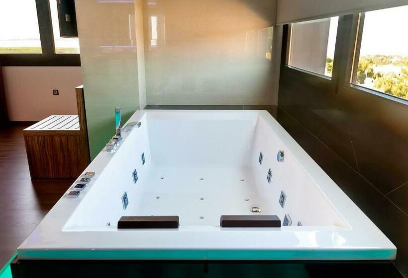 スーペリアースイート, Dña Monse Hotel Spa & Golf