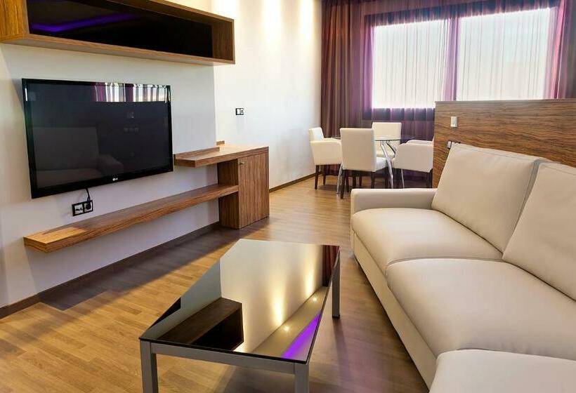 سوییت سوپریور, Dña Monse Hotel Spa & Golf
