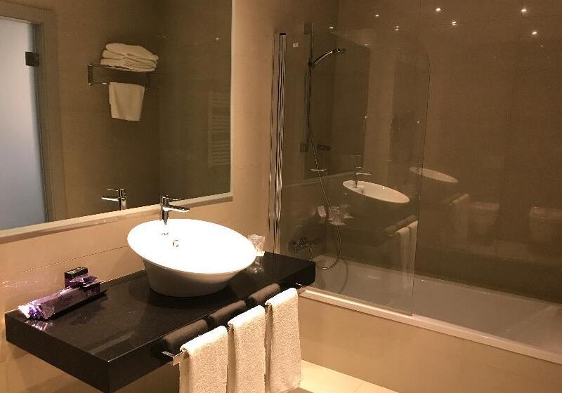 スタンダードトリプルルーム, Dña Monse Hotel Spa & Golf