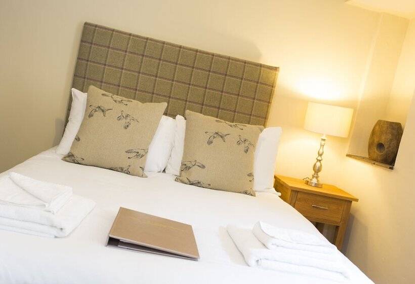 اتاق استاندارد یک نفره, George Hotel & Granary