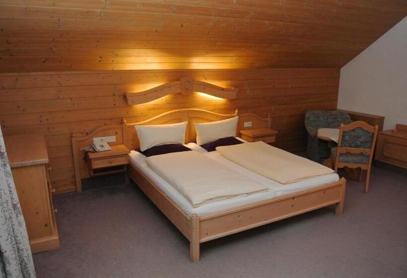 Family Suite, Gruberhof Innsbruck Igls B&b