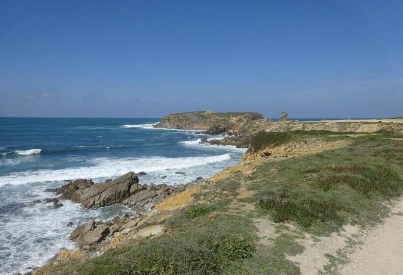מיטה בחדר משותף, Peniche Surf Lodge 1