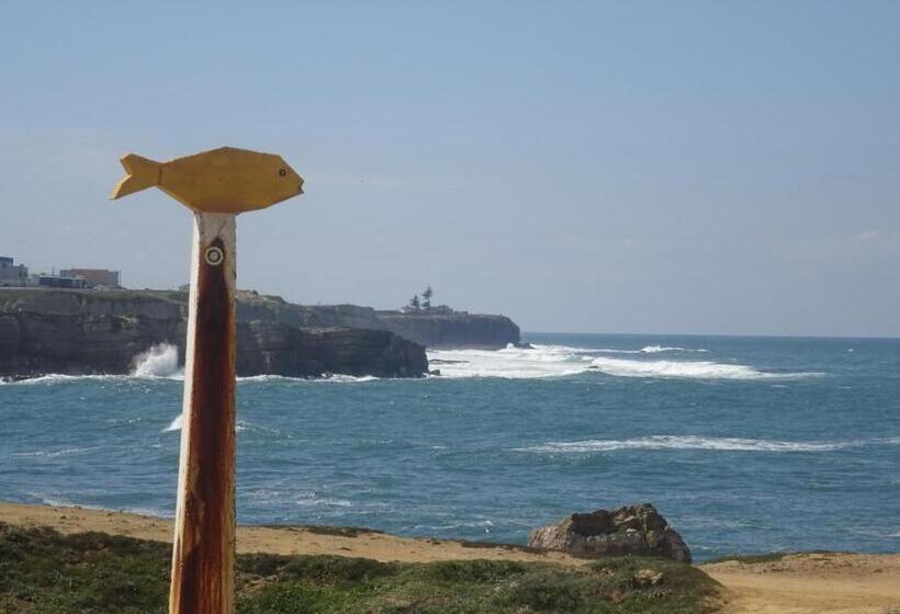 מיטה בחדר משותף, Peniche Surf Lodge 1