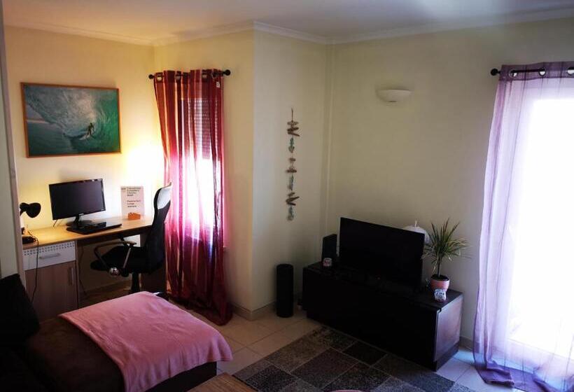 חדר דלוקס, Peniche Surf Lodge 1