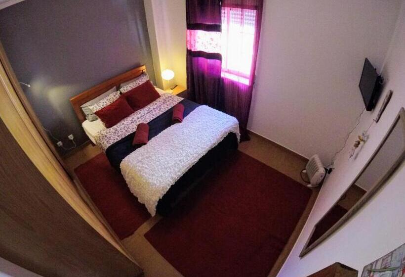 חדר דלוקס, Peniche Surf Lodge 1