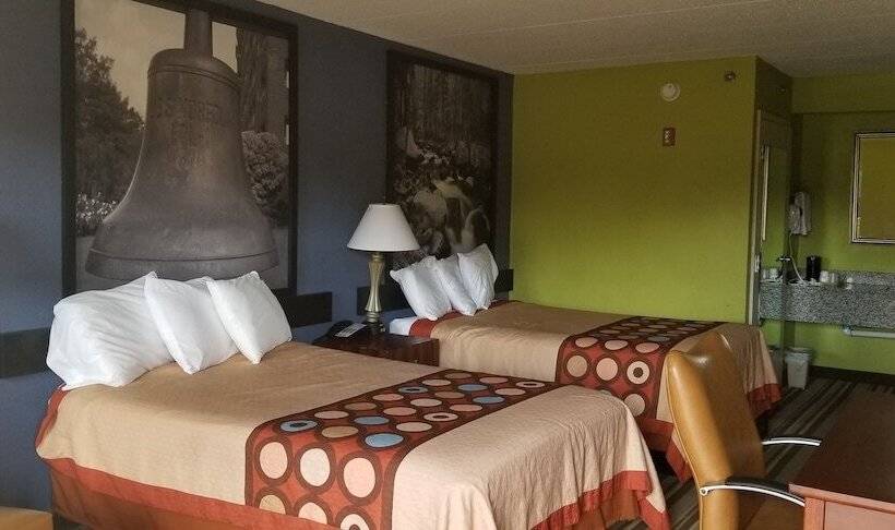 스탠다드 룸 더블 침대 2개, Super 8 By Wyndham Ruther Glen Kings Dominion Area