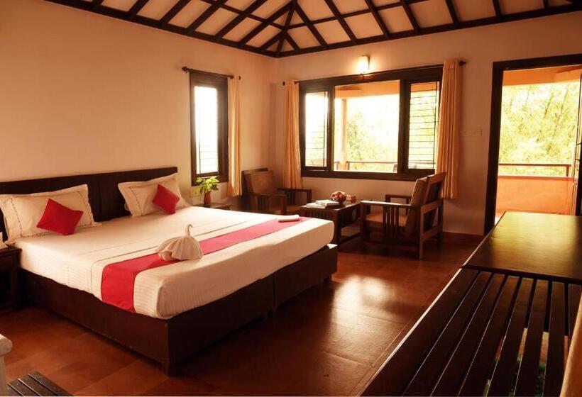 디럭스 방갈로, Wayanad Village Resort