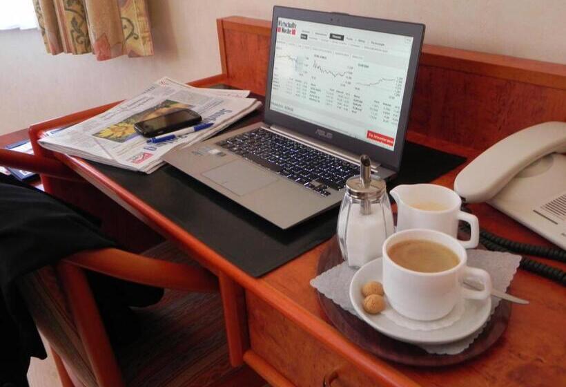 Номер Стандарт, Bahnhof Hotel Saarlouis