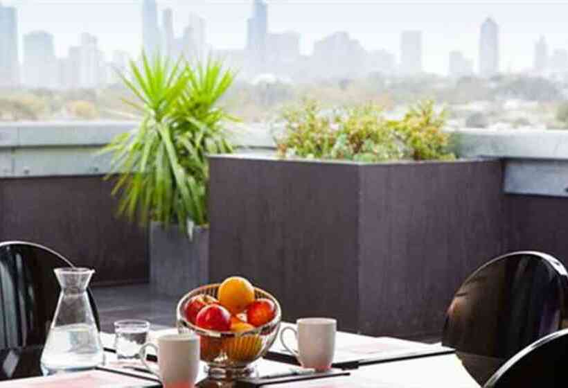 اتاق پنت هاوس, The Cullen Melbourne   Art Series