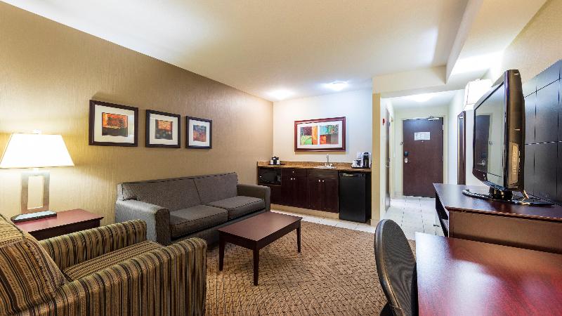 キングサイズベッドのスイートルーム, Holiday Inn Hotel And Suites Kamloops, An Ihg