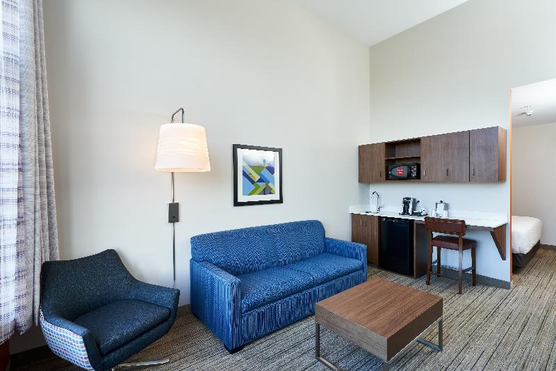 Suíte Cama King, Holiday Inn Express Hotel & Suites Dieppe Airport, An Ihg
