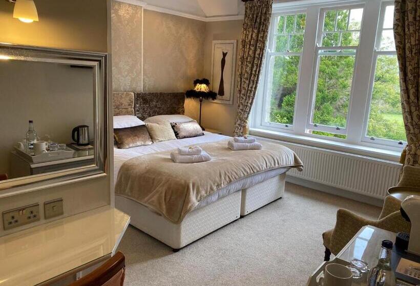 Superior room with lake view, Lakeside Country Guest House