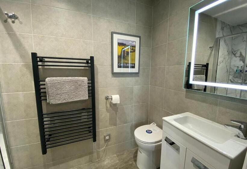 Superior room with lake view, Lakeside Country Guest House