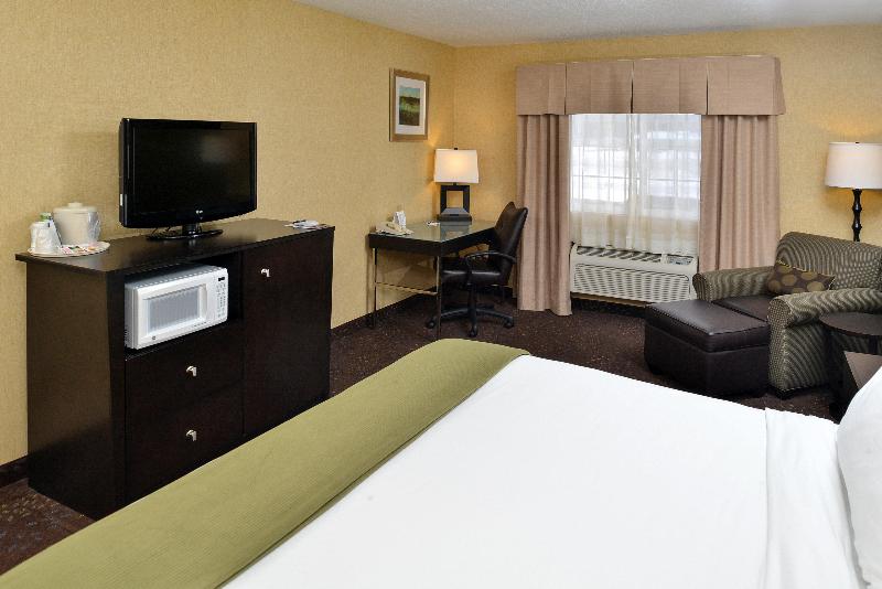 Стандартный Номер Кровать Кинг, Holiday Inn Express Hotel & Suites Charlotte, An Ihg