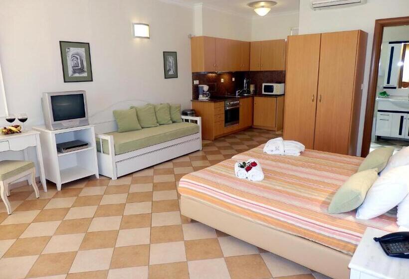 Superior studio with garden view, Sea View Resorts & Spa