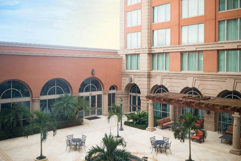 Номер Executive Кровать Кинг, Renaissance Tampa International Plaza