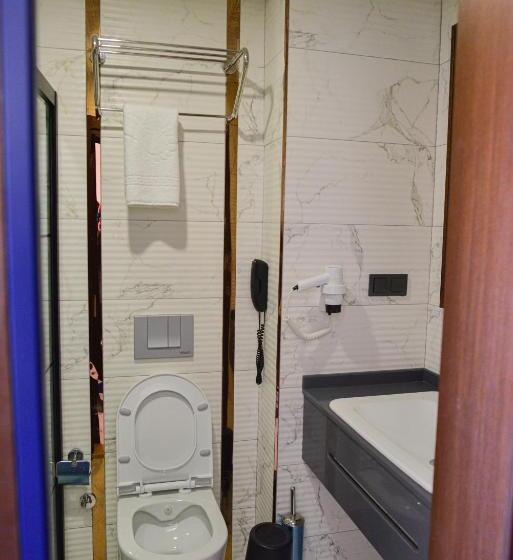 Quarto standard, Sette Serenity