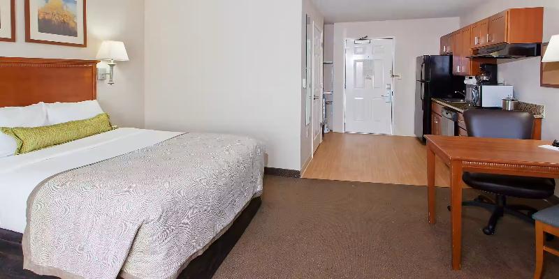 استودیوی استاندارد, Candlewood Suites Lexington, An Ihg