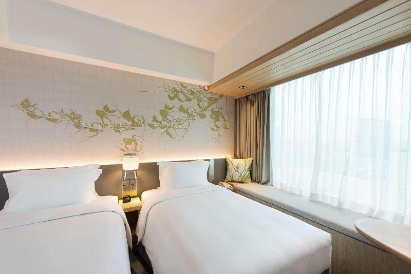 Standard Room, Hilton Garden Inn Singapore Serangoon