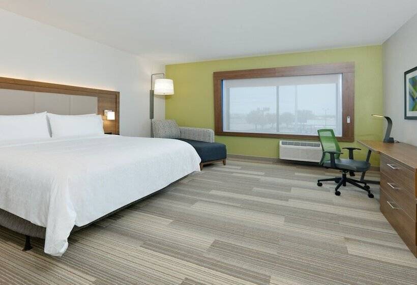 장애인을 위한 스위트, Holiday Inn Express Hotel & Suites Oklahoma City West Yukon, An Ihg