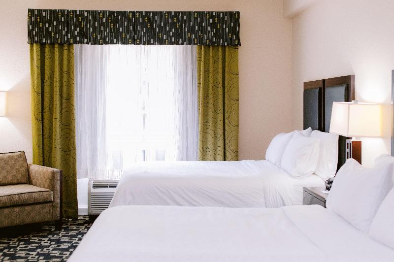 سوییت, Holiday Inn Express Hotel Raleigh Southwest, An Ihg