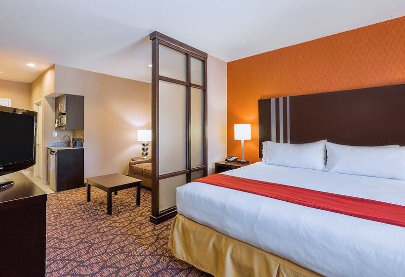 Suite m. Hydromassage, Holiday Inn Express And Suites Alpine, An Ihg