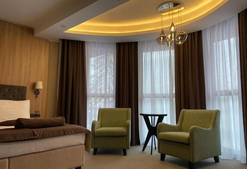 Quarto Deluxe com Sacada, Royal Boutique Hotel Poiana Brasov