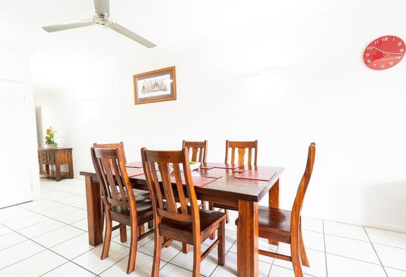 Apartamento 2 Dormitórios, Cairns City Apartments