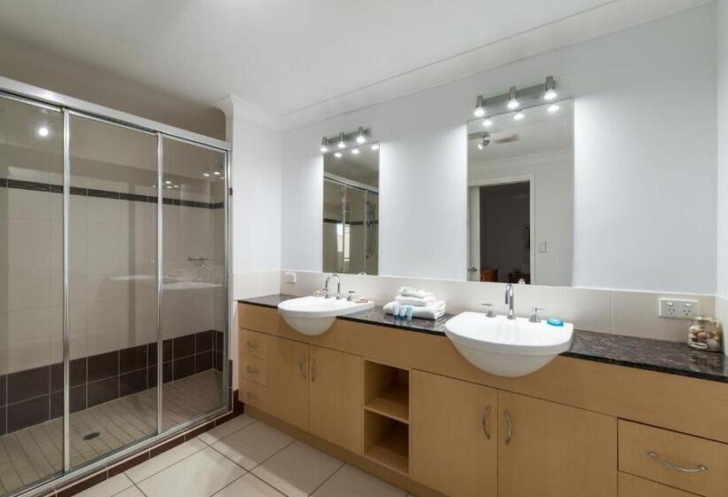 Apartamento 3 Dormitórios, Cairns City Apartments