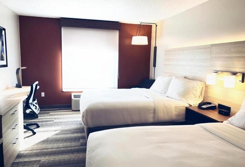 Номер Стандарт, Holiday Inn Express Hotel & Suites Logansport, An Ihg