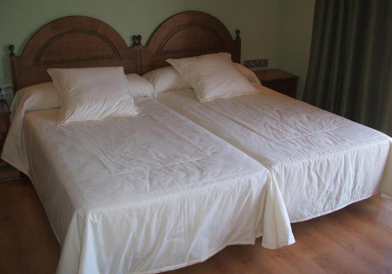 身障者適用スイートルーム, Holiday Inn Express Cloverdale   Greencastle, An Ihg
