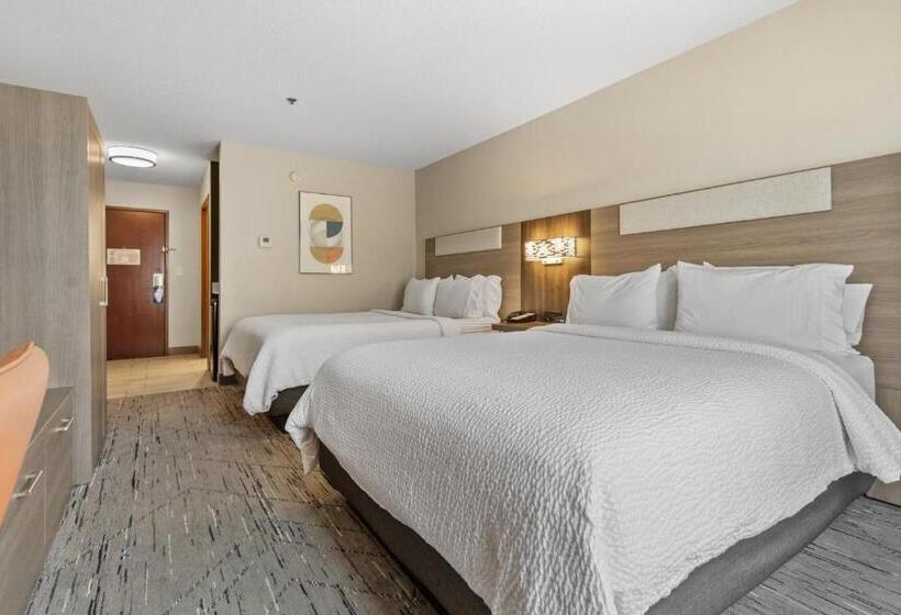 Номер Стандарт, Holiday Inn Express & Suites Starkville By Ihg