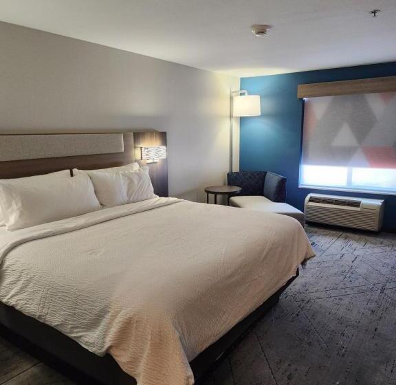 Номер Стандарт Кровать Кинг Адаптированный для Инвалидов, Holiday Inn Express & Suites Perry, An Ihg